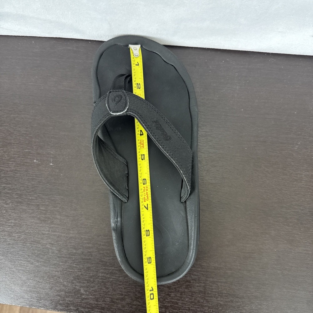 Olukai Ohana Sandals Women's Size‎ 8/8.5? Black Leather Rubber Flip Flops Summer - Picture 9 of 10